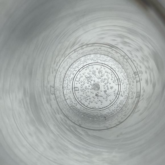 Starbucks Silver Bubbles 16 oz Tumbler - Picture 4 of 4